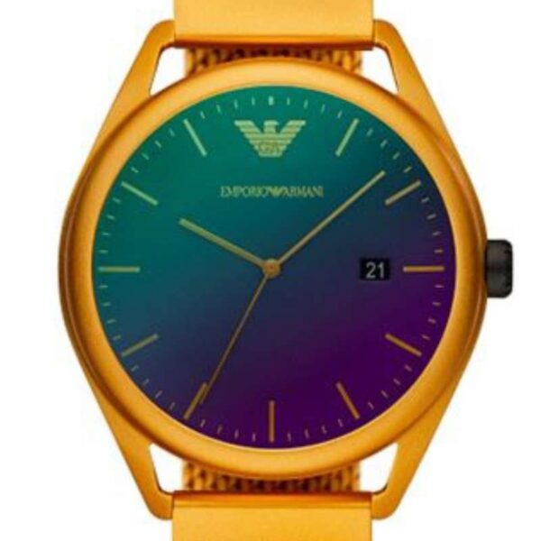 Reloj color dorado marca Armani hombre