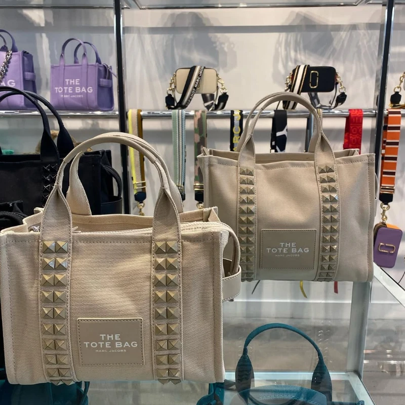 THE TOTE BAG MARC JACOBS •MEDIUM THE STUDDED BEIGE