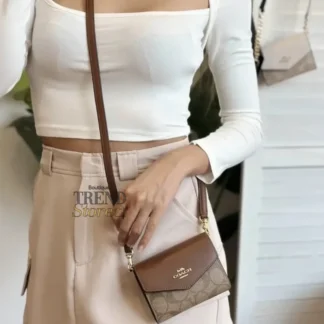 CROSSBODY COACH - MINI ENVELOPE WALLET CAFE