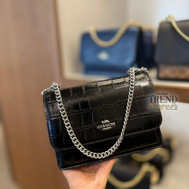 CARTERA COACH KLARE CROSSBODY CUERO CROCO EMBOSS NEGRO CADENA MUJER