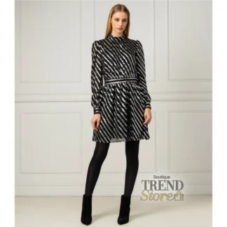• vestido michael kors jacquard metalizado blanco negro mujer trendstore chile • vestido michael kors elegante seda mujer compra segura chile • detalle tejido jacquard metalizado michael kors exclusivo chile • vestido blanco y negro michael kors look elegante mujer chile • vestido michael kors textura brillante premium trendstore chile • outfit vestido michael kors glamuroso moderno chile exclusivo • vestido michael kors original mujer evento elegante chile • vestido michael kors envío seguro a todo chile trendstore