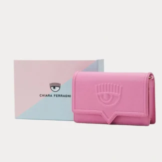 cartera chiara ferragni eyelike rosa mujer trendstore chile • bolso chiara ferragni ojo rosa crossbody original chile • cartera chiara ferragni rosa iconica compra online chile • bolso eyelike chiara ferragni mujer exclusivo chile • cartera rosa chiara ferragni detalles dorados chile • bolso crossbody chiara ferragni mujer trendstore chile • cartera chiara ferragni original envío seguro chile • bolso chiara ferragni eyelike rosa compra chile