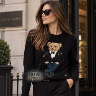 Polo Ralph Lauren Polo Bear Crewneck Sweater Polo Bear sweater Polo Ralph Lauren sweater Polo Ralph Lauren con Polo Bear sweater Polo Bear original sweater Ralph Lauren Polo Bear Chile Polo Ralph Lauren sweater con oso Polo Bear tejido con detalles bordados sweater Polo Ralph Lauren original Trendstore Chile sweater clásico Polo Ralph Lauren Polo Bear jumper Ralph Lauren PALABRAS CLAVE SEO Polo Ralph Lauren Polo Bear, Polo Bear sweater, Polo Bear jumper, sweater Polo Ralph Lauren, sweater Ralph Lauren con oso, sweater Polo Bear original, Polo Ralph Lauren Chile, sweater Ralph Lauren mujer, sweater Ralph Lauren hombre, Polo Bear tejido, Polo Ralph Lauren original, ropa Polo Ralph Lauren, Trendstore Chile. META DESCRIPTION Polo Ralph Lauren Polo Bear Crewneck Sweater con icónico Polo Bear tejido con más de 15 tipos de hilo y detalles bordados. Un clásico de Ralph Lauren.