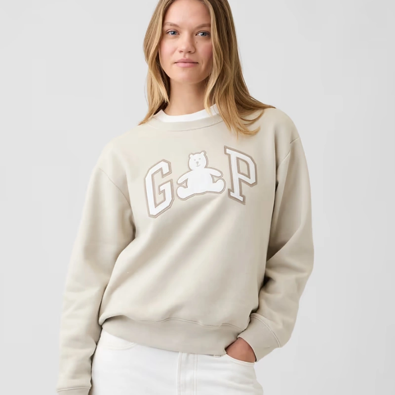 POLERON GAP LOGO OSITO BEIGE