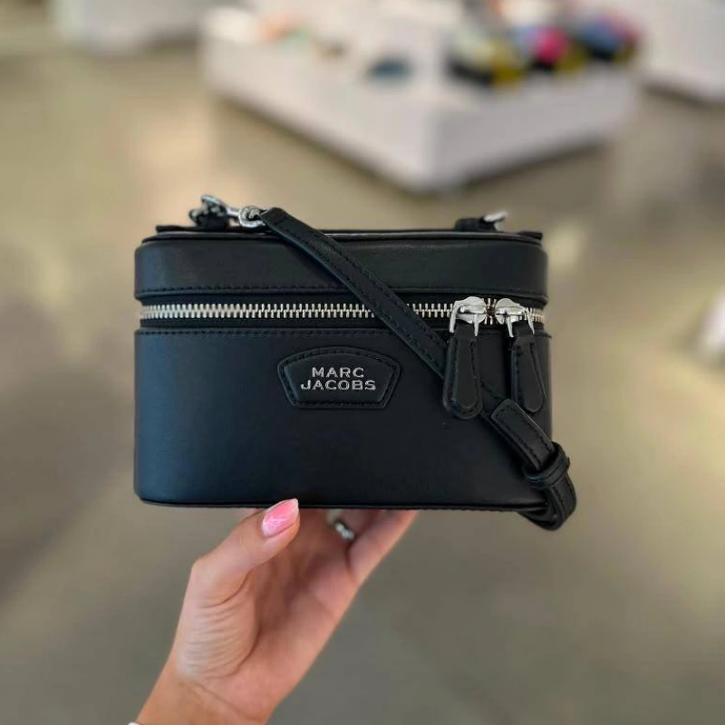 CARTERA MARC JACOBS THE EVERYDAY VANITY BAG DE CUERO NEGRO