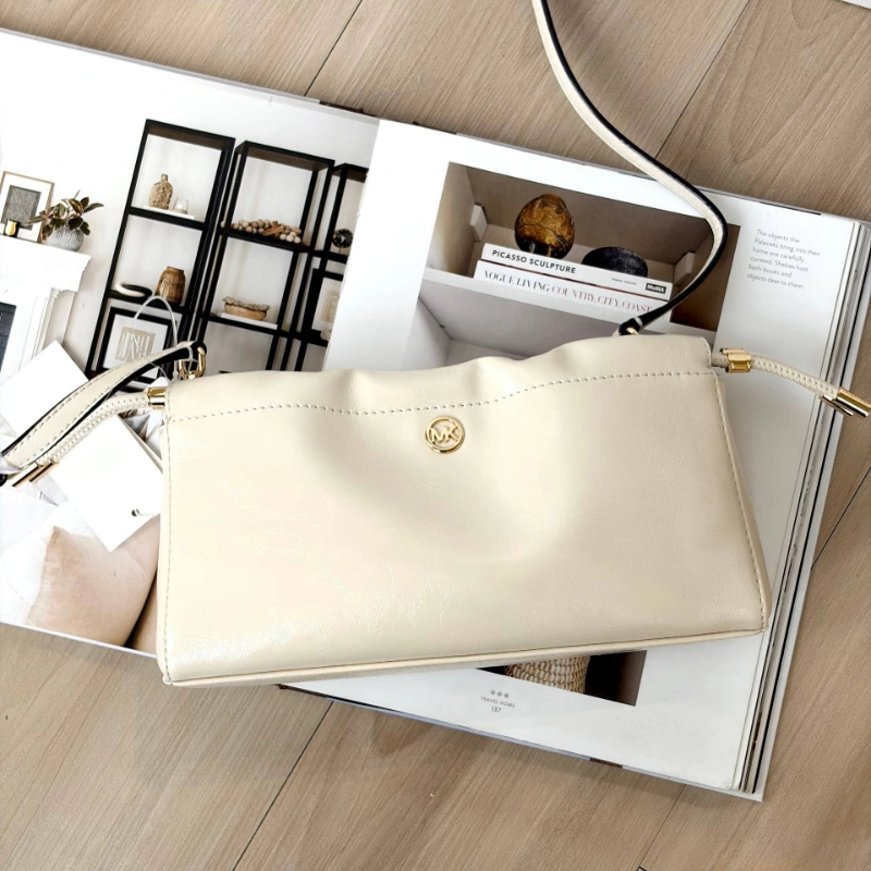 CARTERA - CROSSBODY  MICHAEL KORS MATILDA CREMA DORADO