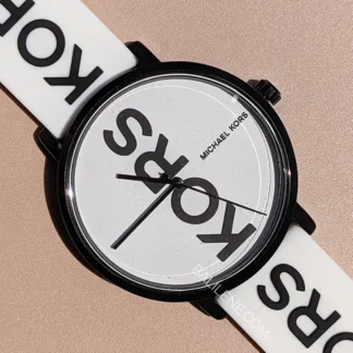 Reloj Michael Kors Charley MK2829 blanco. Michael Kors MK2829 Charley reloj blanco original. Reloj Michael Kors mujer con correa de silicona blanca. Michael Kors Charley White Silicone Watch. Reloj Michael Kors blanco esfera blanca. Detalle reloj Michael Kors Charley MK2829. Reloj Michael Kors 42 mm blanco para mujer. Michael Kors Charley original disponible en Trendstore Chile. Reloj Michael Kors blanco con resistencia al agua 30 metros. Reloj Michael Kors Charley de silicona original con envío a todo Chile. Palabras clave SEO Michael Kors MK2829, Michael Kors Charley, reloj Michael Kors mujer, reloj Michael Kors blanco, Michael Kors Charley blanco, reloj de silicona Michael Kors, MK2829 White Silicone Watch, reloj blanco mujer, reloj Michael Kors original, reloj 42 mm Michael Kors, Trendstore Chile. Meta description Reloj Michael Kors Charley MK2829 para mujer con esfera y correa de silicona blanca, caja de 42 mm, cristal mineral y resistencia al agua de 30 metros.