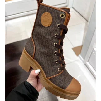 BOTINES MICHAEL KORS - MODELO COREY BOOTIE CAFE MONOGRAMA
