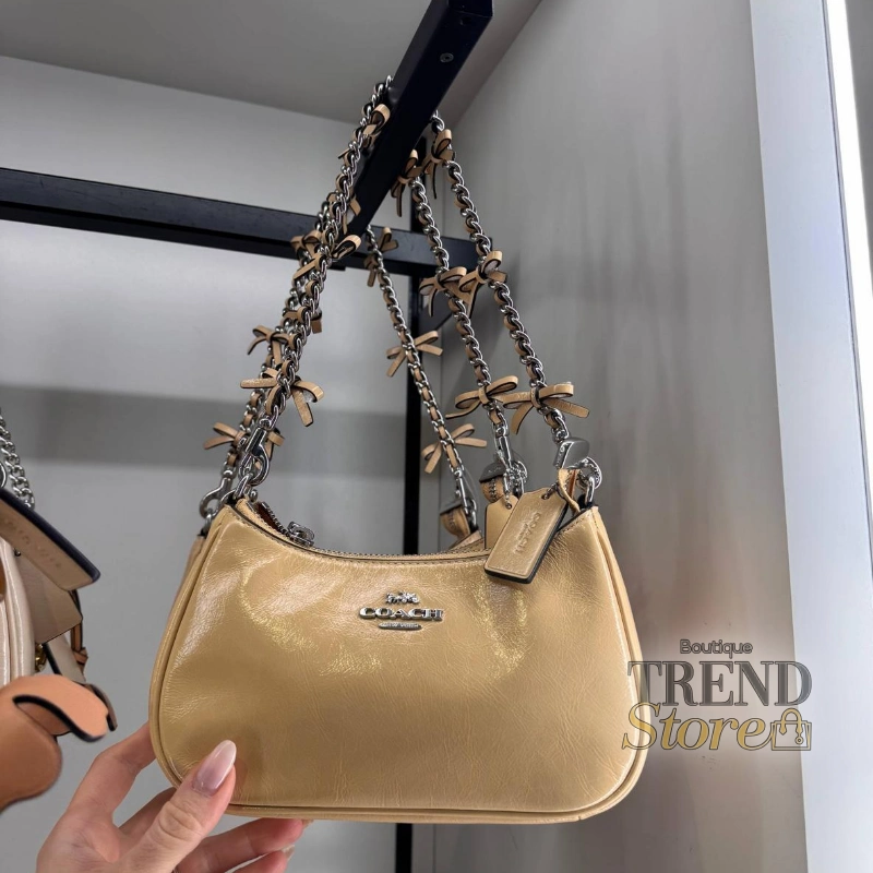 CARTERA COACH TERI SHOULDER BAG WITH BOWS SILVER/LIGHT SAND